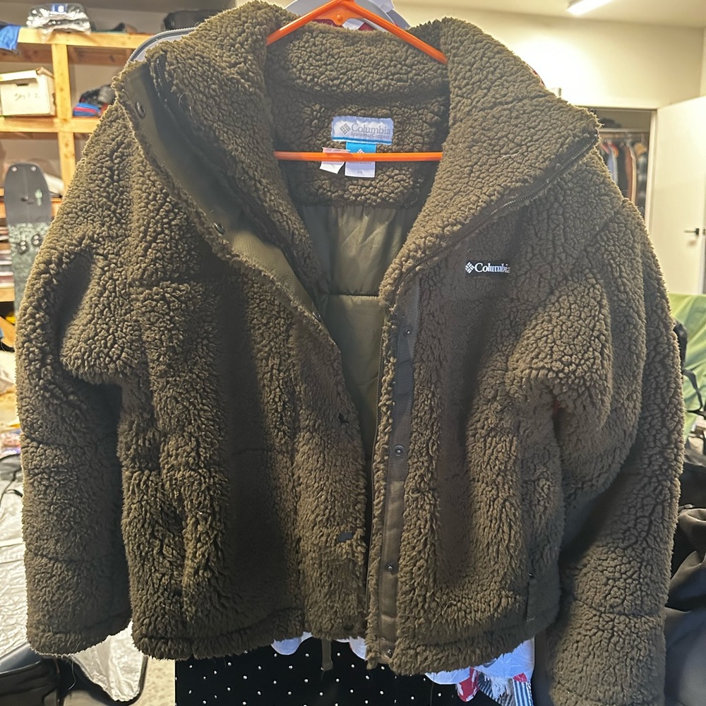 Columbia Women’s Sherpa Zip up Jacket